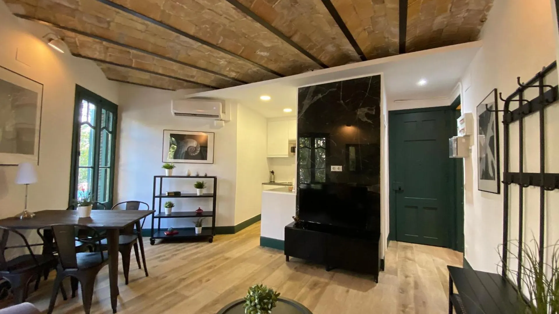 Barcelona Rent - Gaudi House Apartman Spanyolország