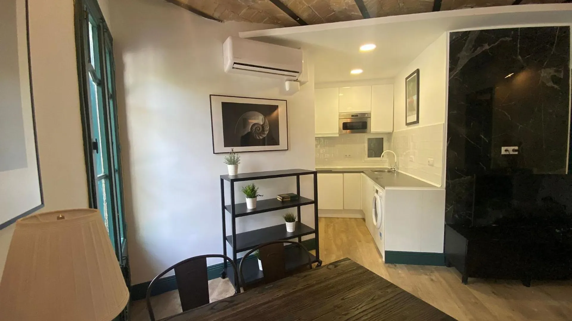 Appartamento Barcelona Rent - Gaudi House 0*,